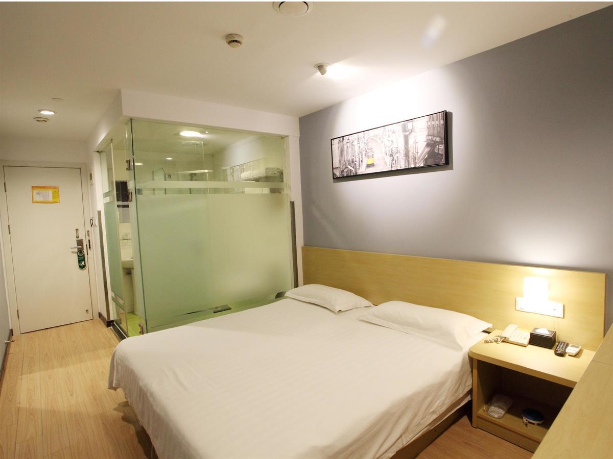 Changshu Weijing Express Hotel מראה חיצוני תמונה