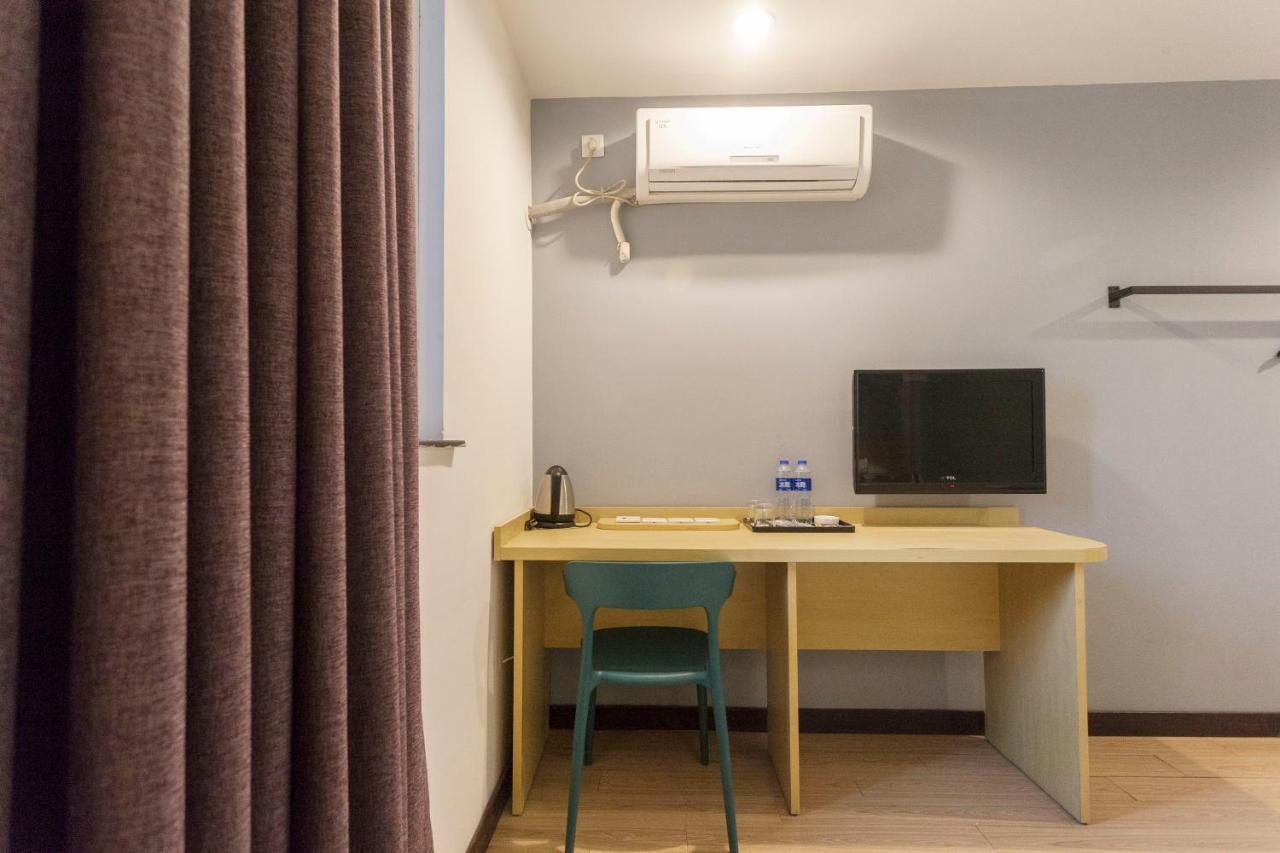 Changshu Weijing Express Hotel מראה חיצוני תמונה